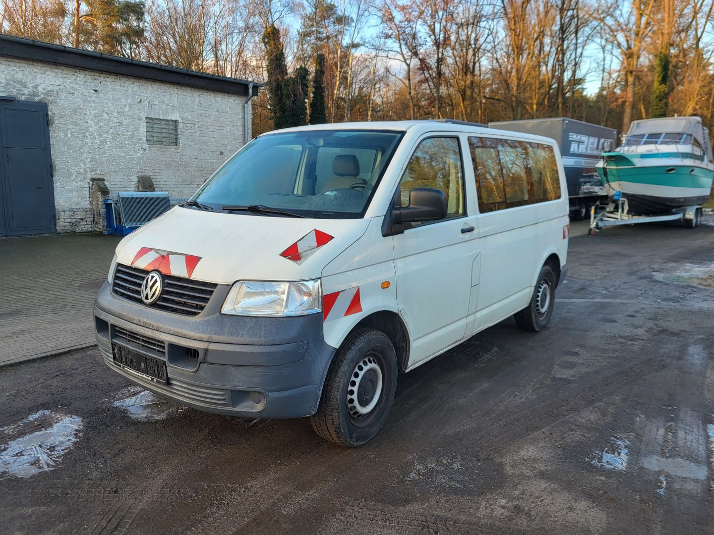 Transporter VOLKSWAGEN T5, Typ 7HC, Behördenfahrzeug